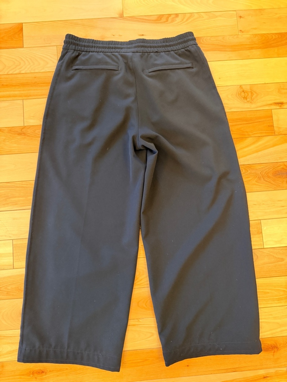 Athleta Stride Pants—Medium - Picture 3 of 6
